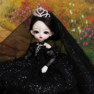 Tiny Delf 20 ALICE QUEEN - The Wild Swans Limited